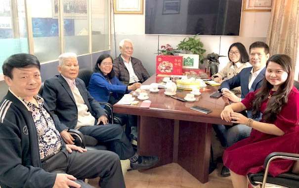 Chuc tet Tan Suu.jpg