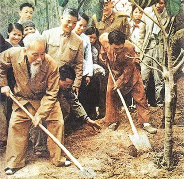 Chủ tịch Hồ Chí Minh và khát vọng xanh