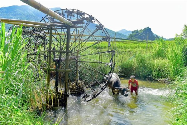 Lên rẻo cao ngắm “bánh xe nước”