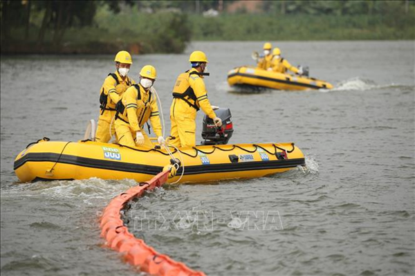 Nghiên cứu đề xuất giải pháp quản lý ô nhiễm “dầu khó nhận biết” được đánh giá cao